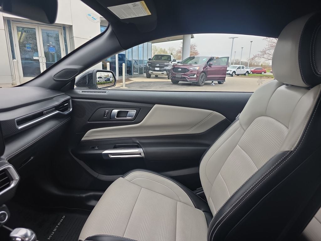 2025 Ford Mustang GT Premium