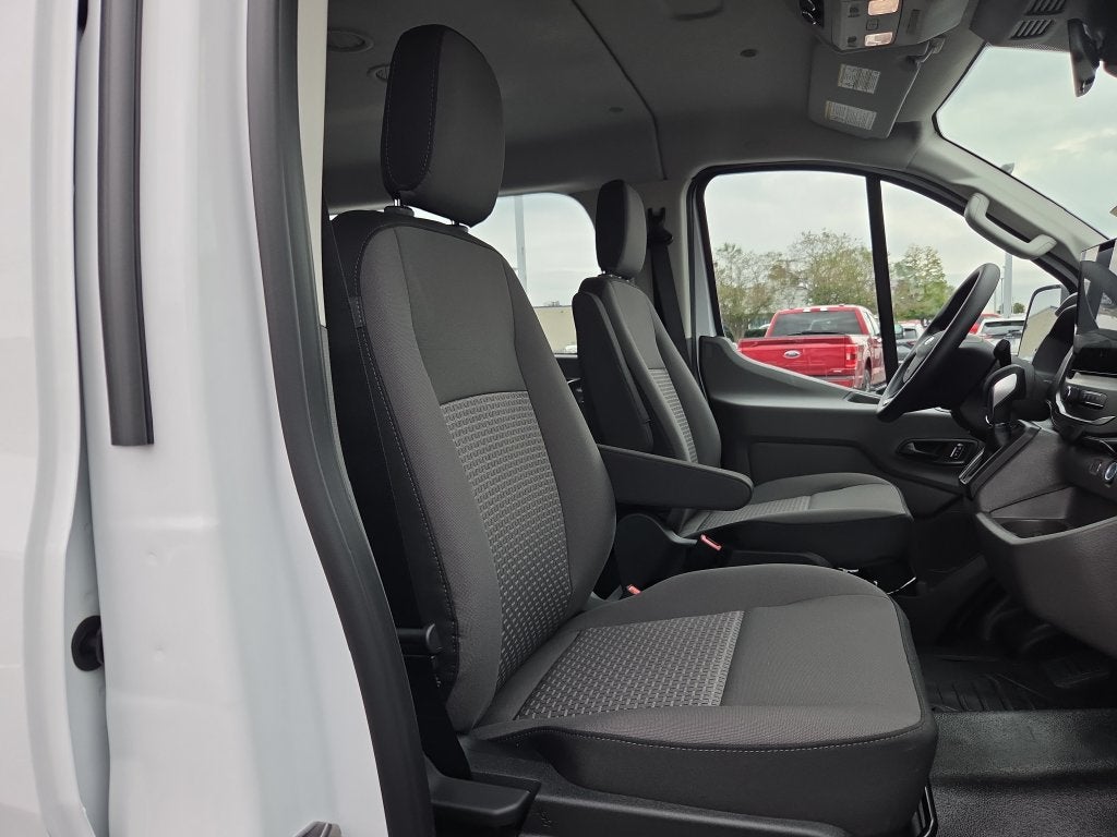 2027 Ford Transit-350 XL