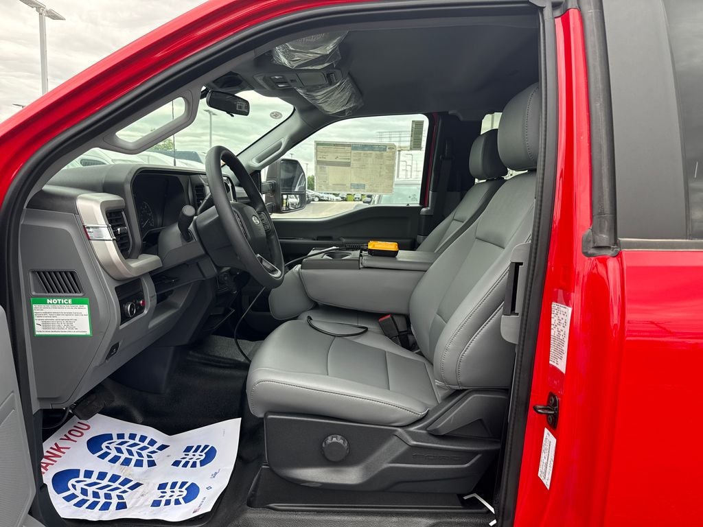 2025 Ford F-350SD XL DRW