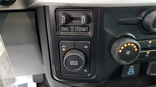 2026 Ford F-600SD XL