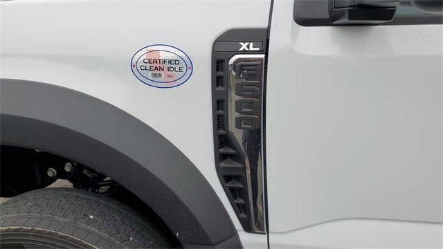 2026 Ford F-600SD XL