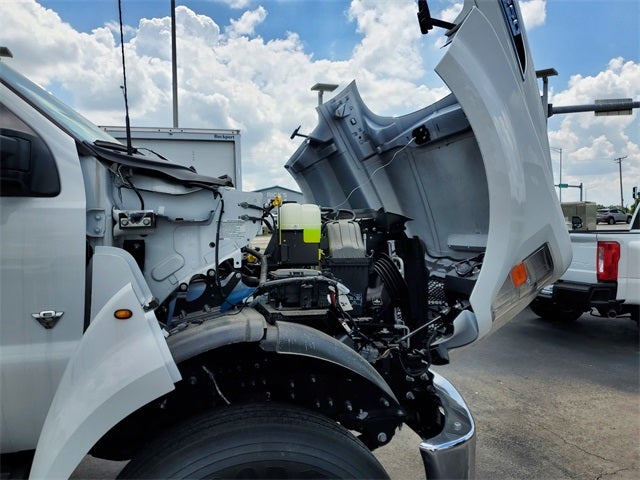 2025 Ford F-650SD Base