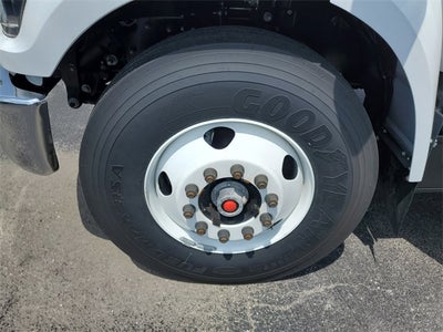 2025 Ford F-650SD Base