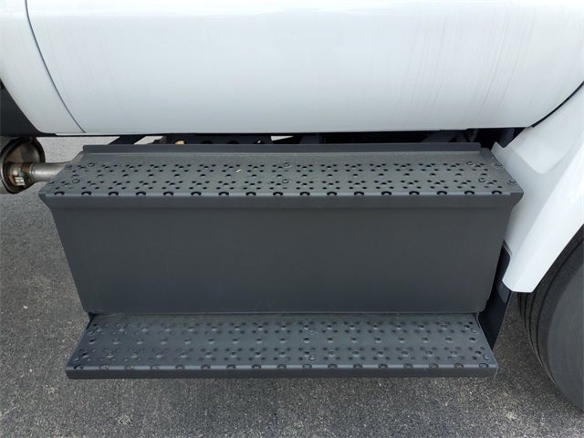 2025 Ford F-650SD Base