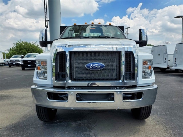 2025 Ford F-650SD Base