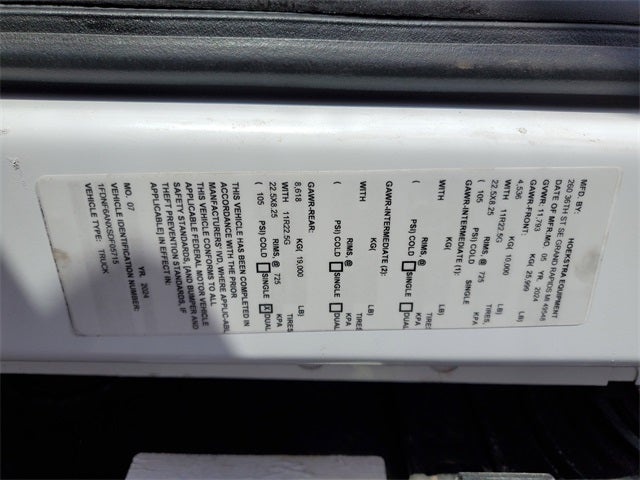 2025 Ford F-650SD Base