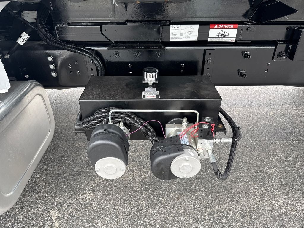 2027 Ford F-650SD Base