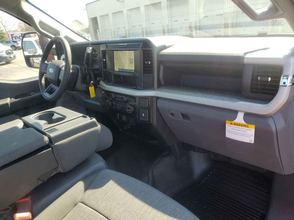 2026 Ford F-450SD DRW