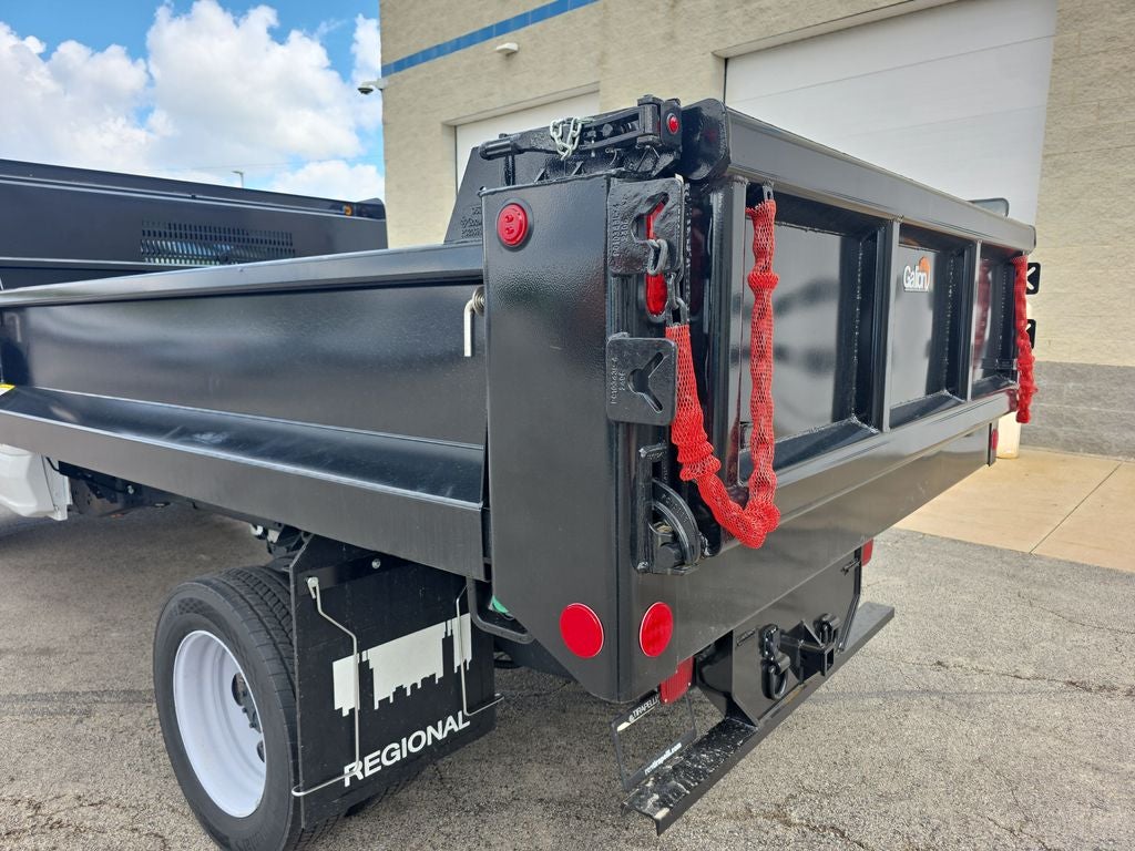 2025 Ford F-550 Super Duty Chassis Cab XL - Photo 43