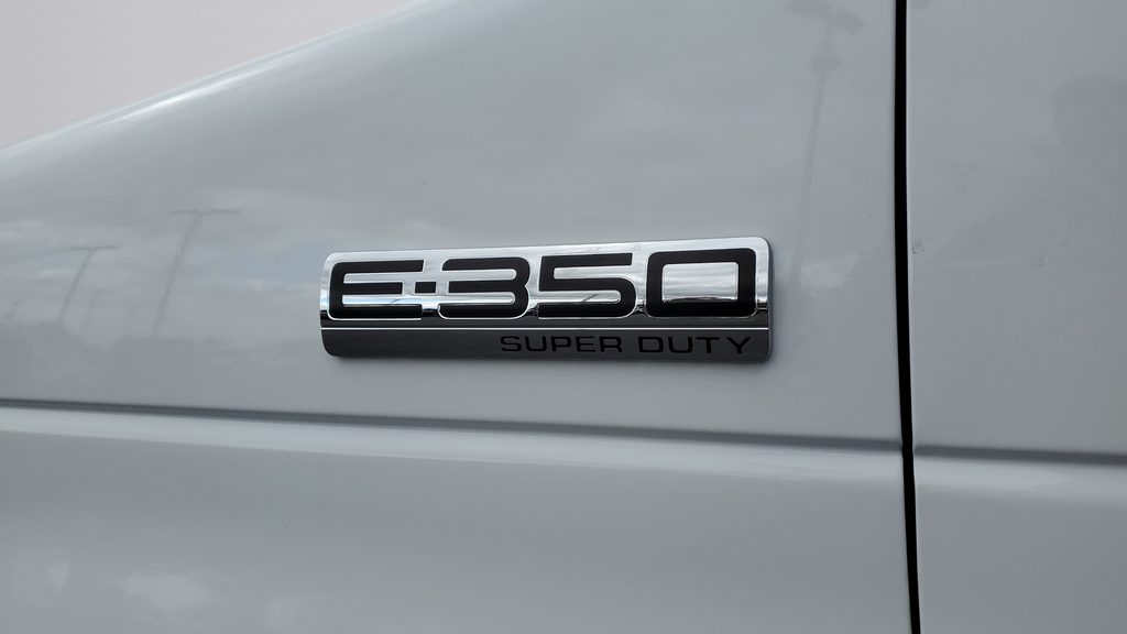 2026 Ford E-350SD Base Cutaway
