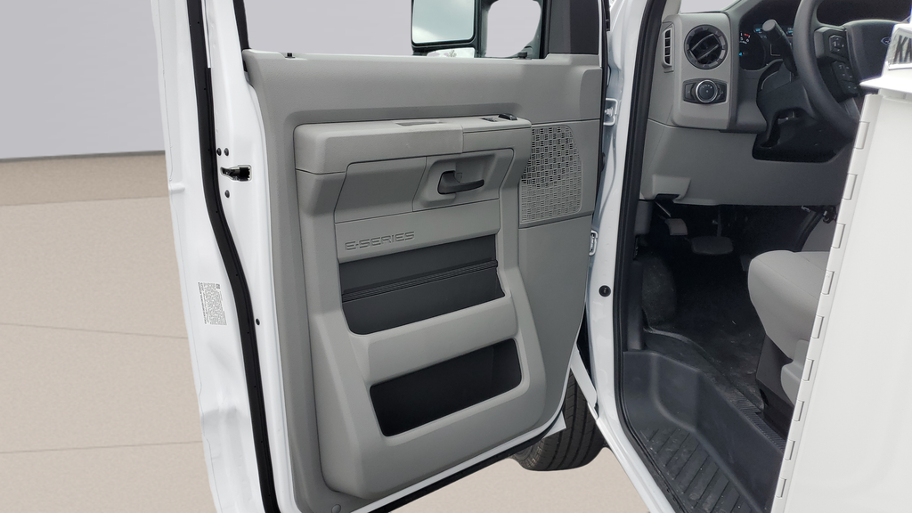 2026 Ford E-350SD Base Cutaway