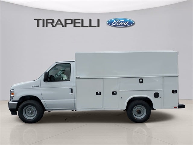 2026 Ford E-350SD Base Cutaway