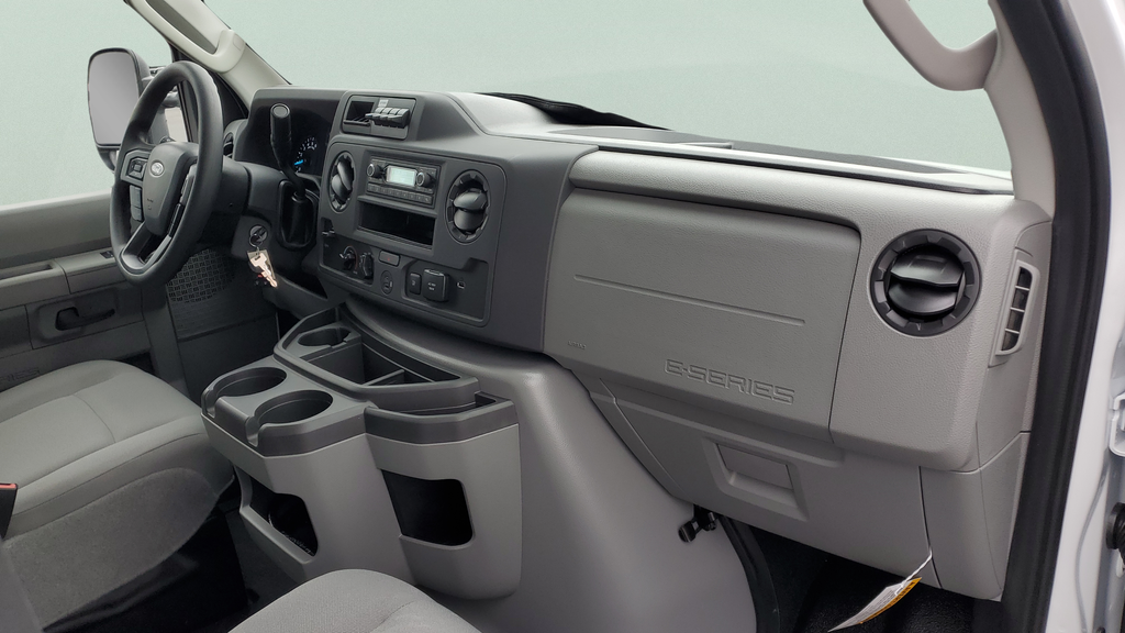 2026 Ford E-350SD Base Cutaway