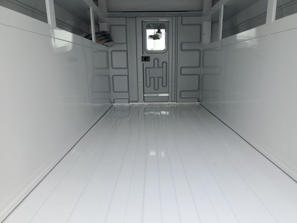 2027 Ford E-350SD Base Cutaway