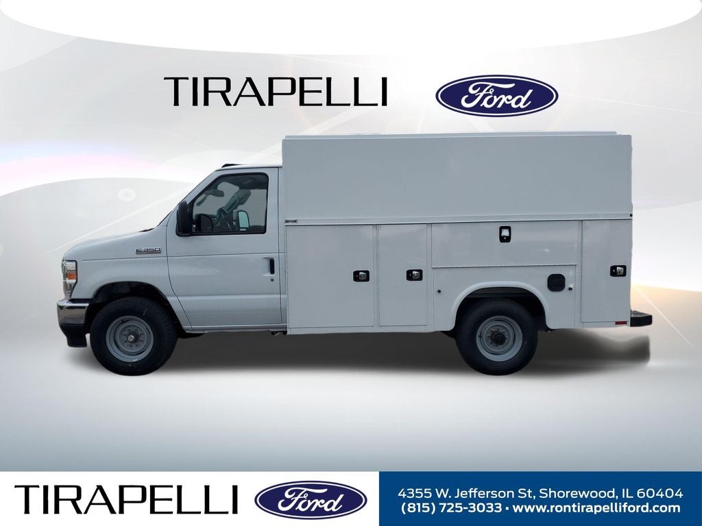 2027 Ford E-350SD Base Cutaway