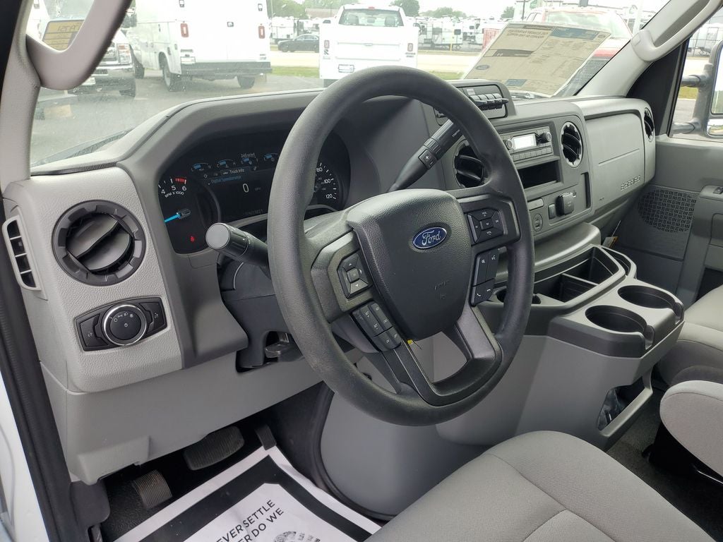 2027 Ford E-350SD Base Cutaway