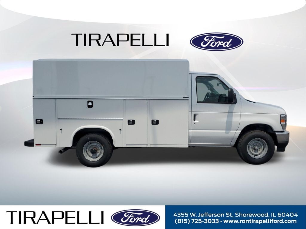 2027 Ford E-350SD Base Cutaway