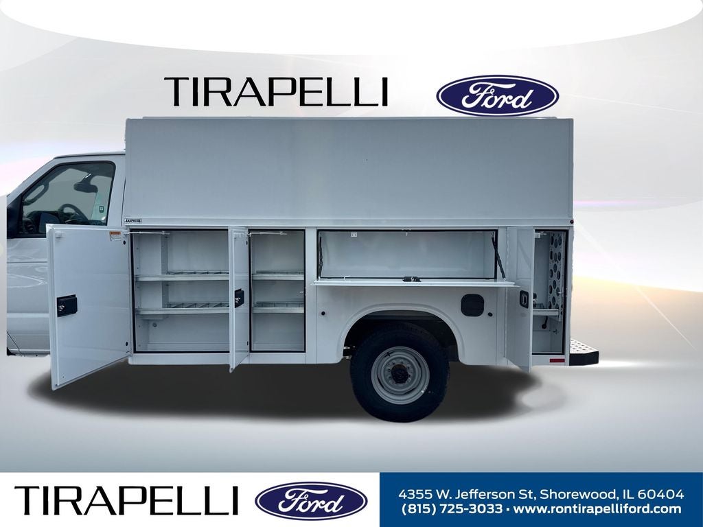 2027 Ford E-350SD Base Cutaway