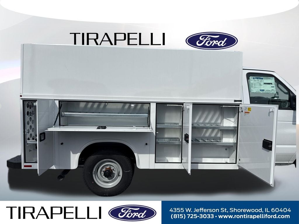 2027 Ford E-350SD Base Cutaway
