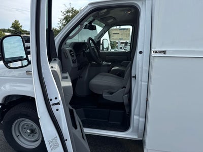 2027 Ford E-350SD Base Cutaway