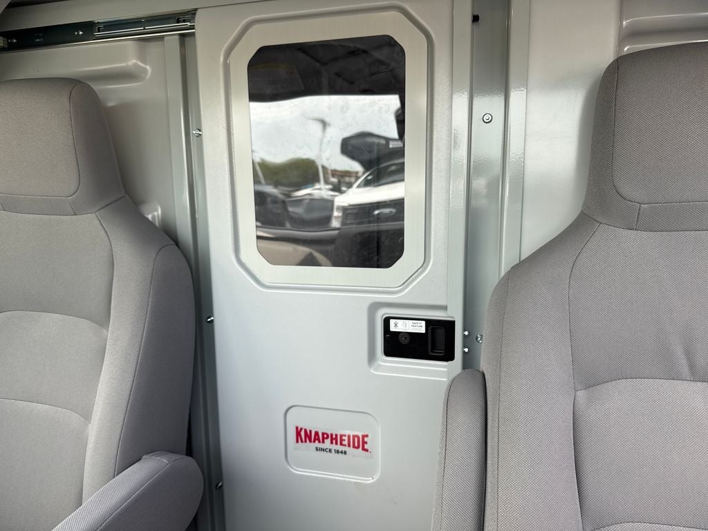 2027 Ford E-350SD Base Cutaway