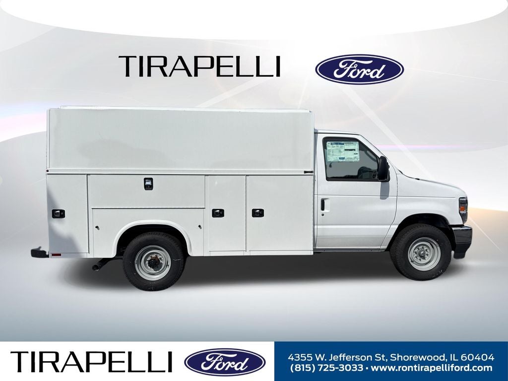 2027 Ford E-350SD Base Cutaway