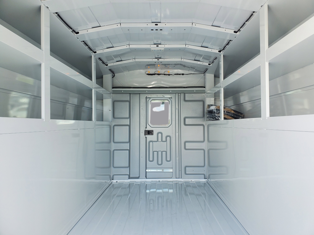 2026 Ford E-350SD Base Cutaway