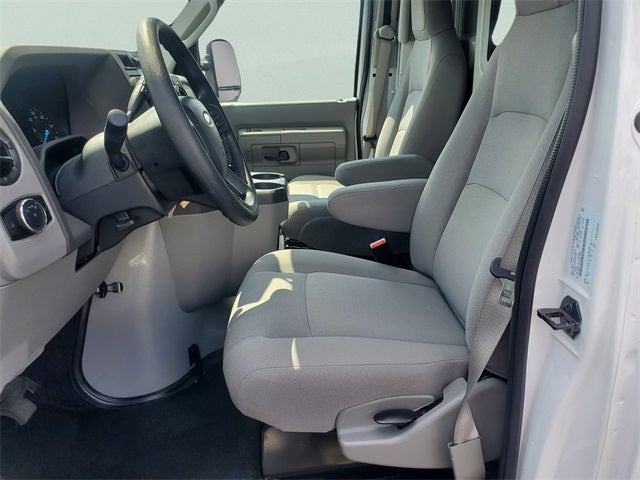 2026 Ford E-350SD Base Cutaway