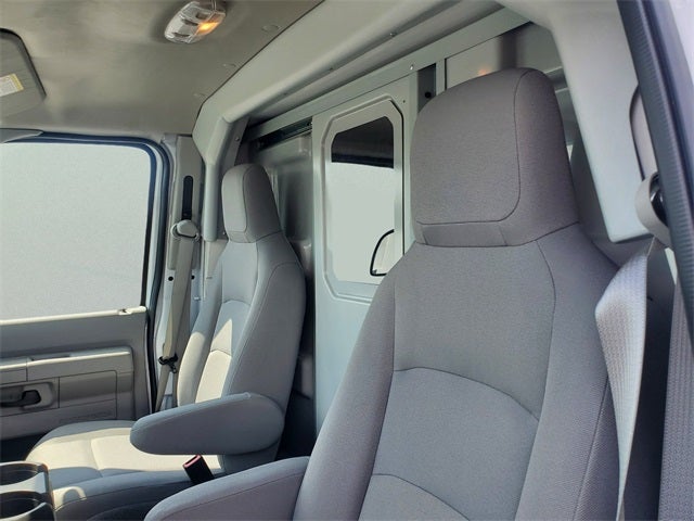 2026 Ford E-350SD Base Cutaway