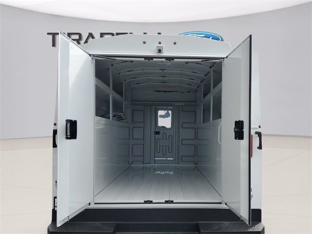 2026 Ford E-350SD Base Cutaway