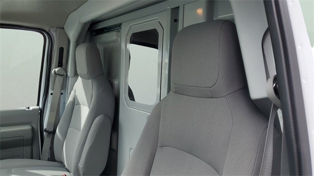 2026 Ford E-350SD Base Cutaway