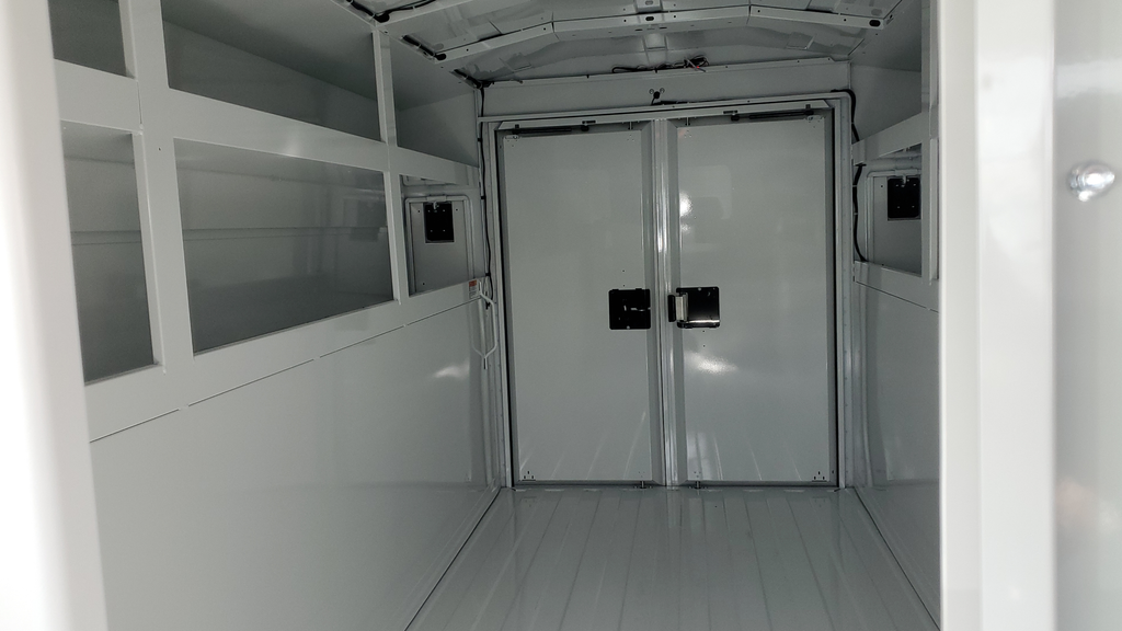 2026 Ford E-350SD Base Cutaway