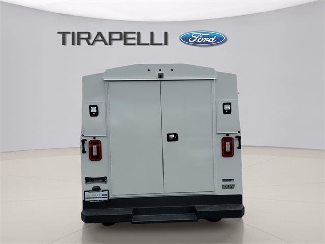 2026 Ford E-350SD Base Cutaway