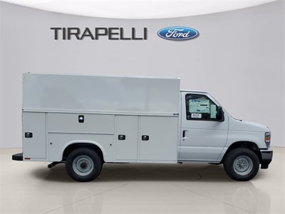 2026 Ford E-350SD Base Cutaway