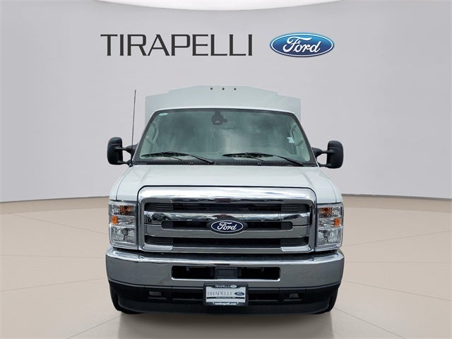 2026 Ford E-350SD Base Cutaway