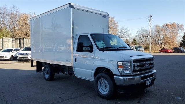 2026 Ford E-350SD Base Cutaway