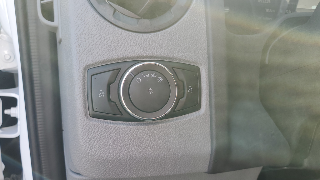 2026 Ford E-350SD Base Cutaway