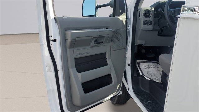 2026 Ford E-350SD Base Cutaway