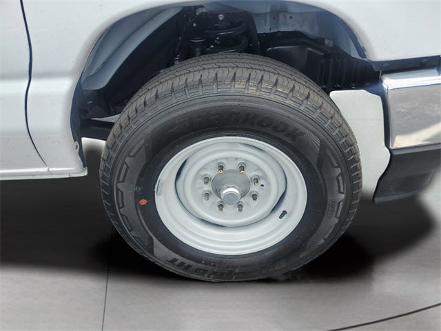 2026 Ford E-350SD Base Cutaway