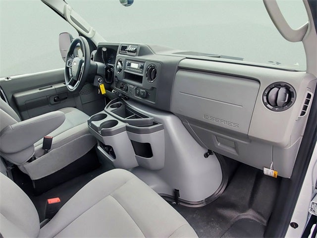 2026 Ford E-350SD Base Cutaway