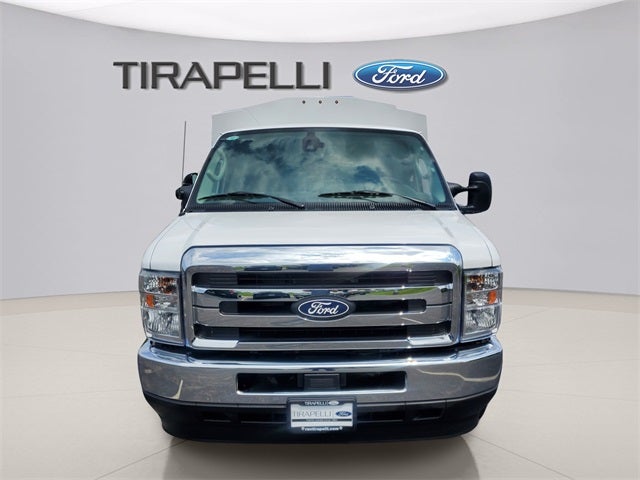 2026 Ford E-350SD Base Cutaway