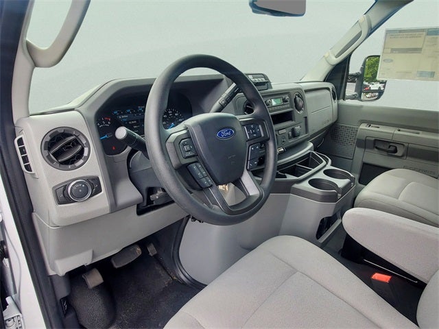 2026 Ford E-350SD Base Cutaway