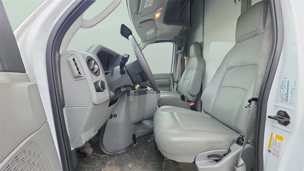 2025 Ford E-450SD Base
