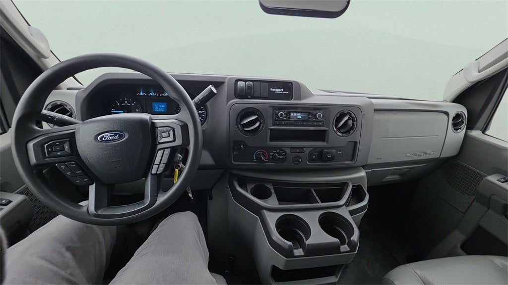 2025 Ford E-450SD Base