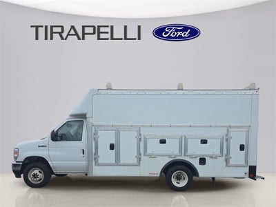 2025 Ford E-450SD Base