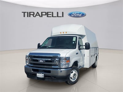 2026 Ford E-450SD Base
