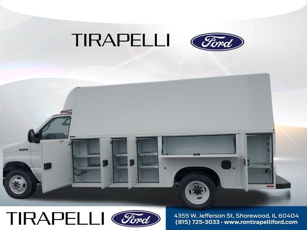 2026 Ford E-450SD Base
