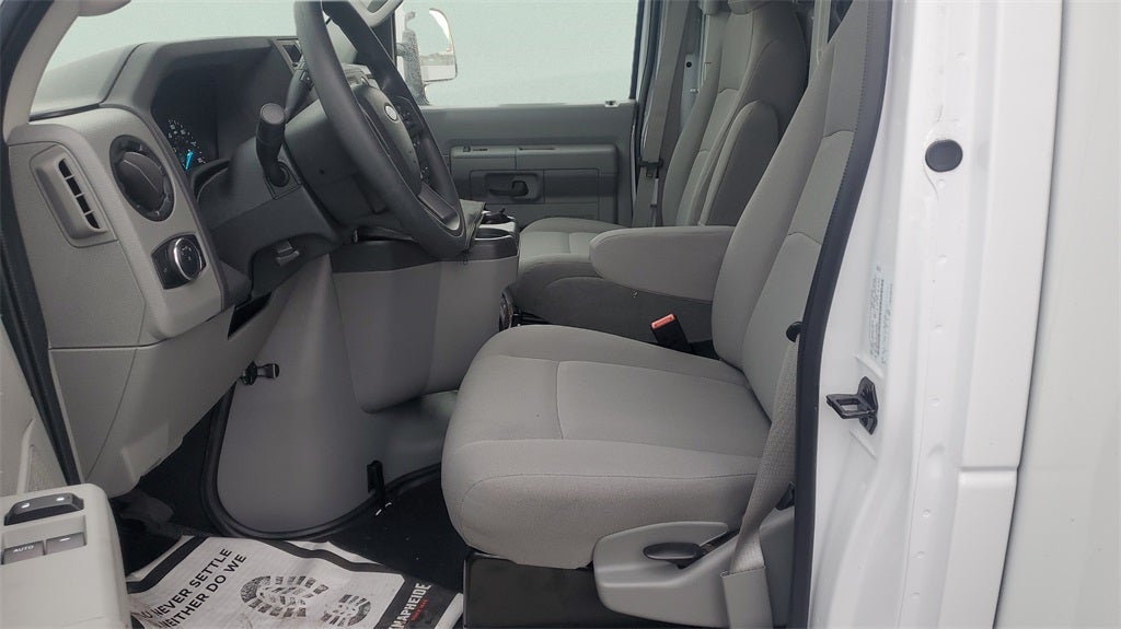 2026 Ford E-450SD Base