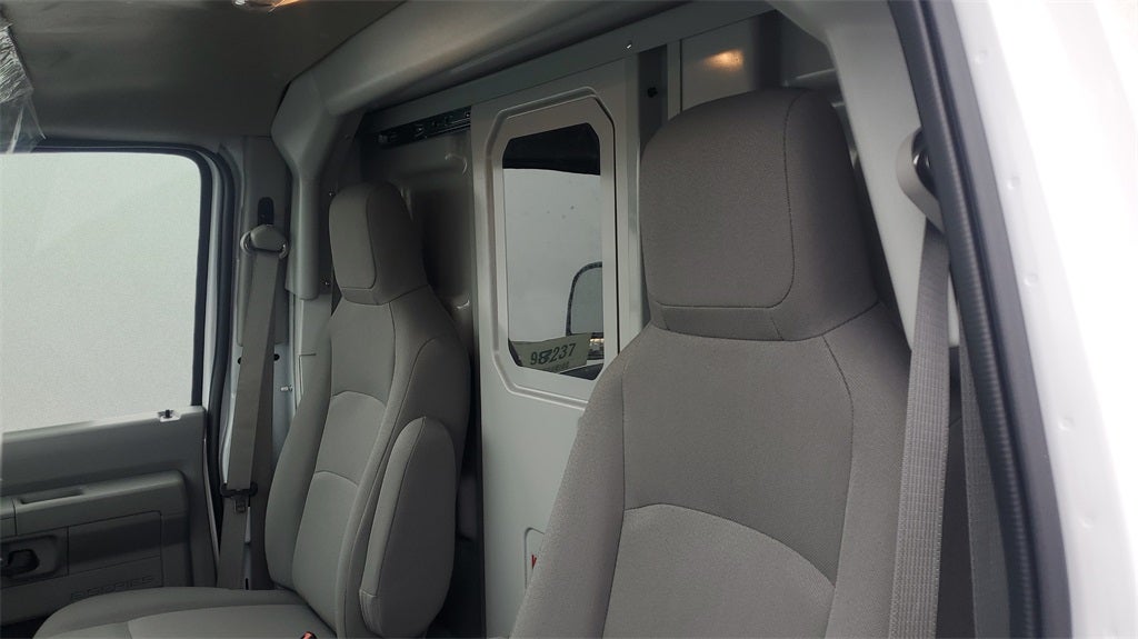 2026 Ford E-450SD Base