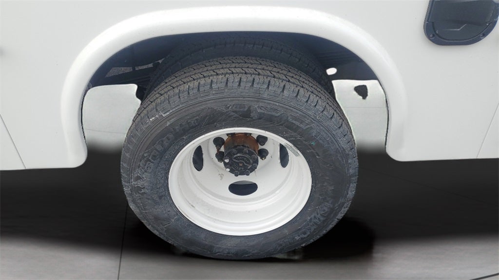 2026 Ford E-450SD Base